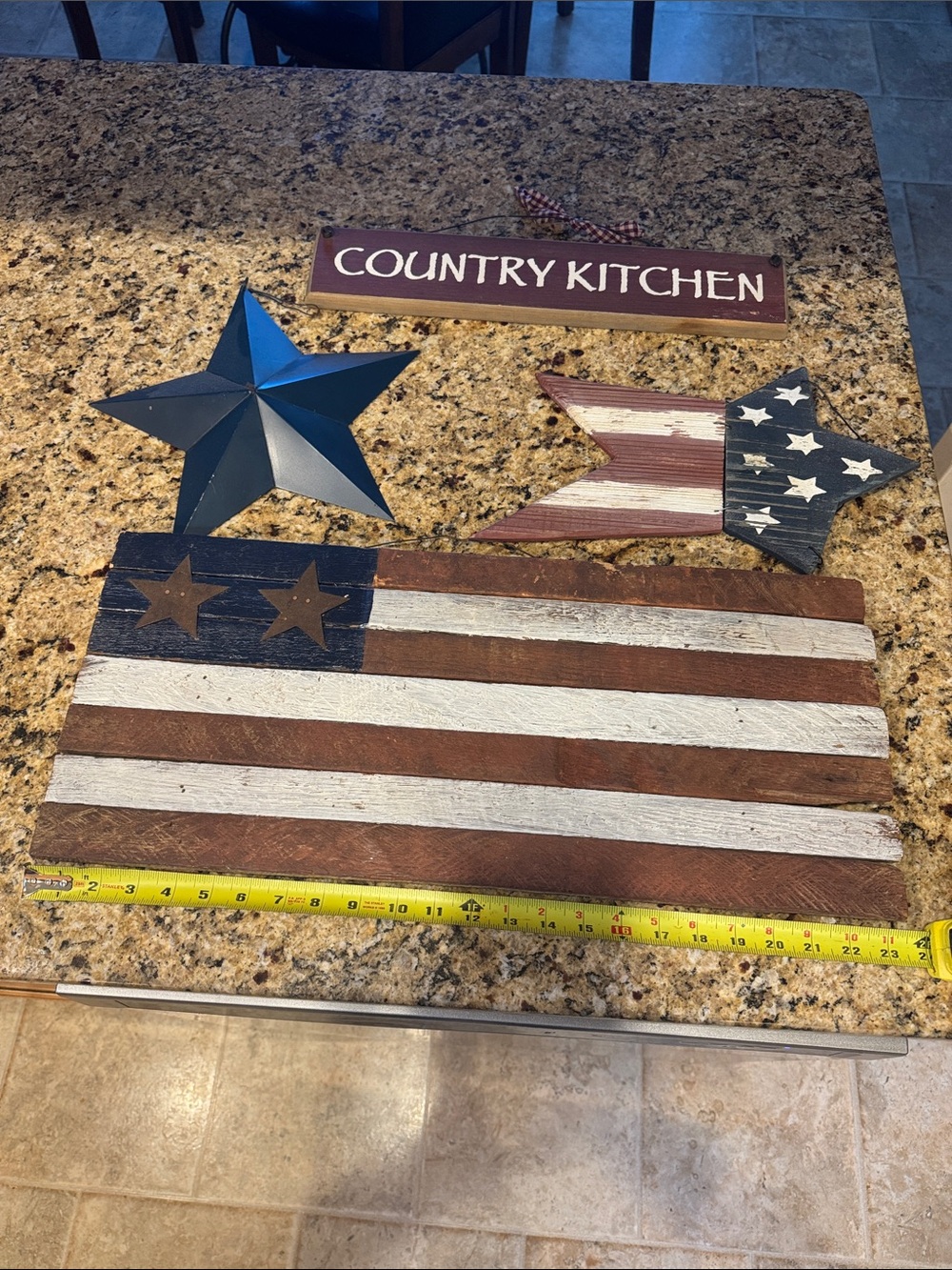 Country Kitchen Wall Sign and Rustic Stars - Red, White, Blue (4 pieces) - Picture 2 of 10